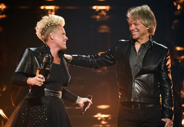 Món quà Bon Jovi tặng cho P!nk