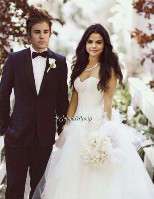 Rộ tin Selena Gomez và Justin Bieber sắp làm đám cưới bí mật?