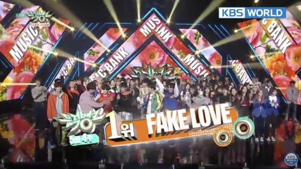 Fake Love BTS cúp Music Bank