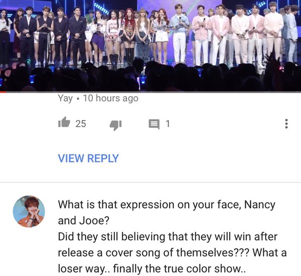 Nancy và JooE bị chỉ trích vì thái độ lồi lõm trên sân khấu