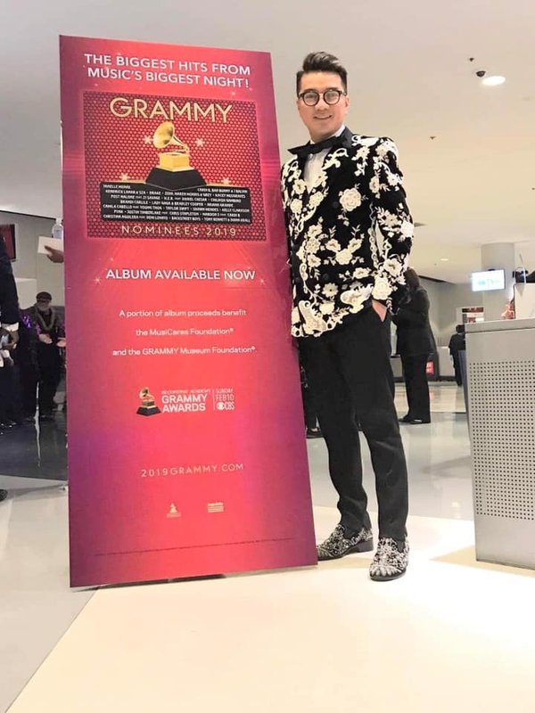 Đàm Vĩnh Hưng xuất hiện tại lễ trao giải Grammy 1