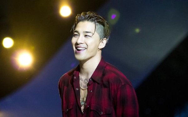 fan Big Bang năn nỉ Taeyang đừng rời nhóm