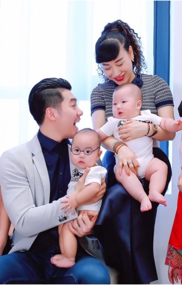 Những cặp sinh đôi nhà sao Việt hút fan độ đáng yêu vô đối 5