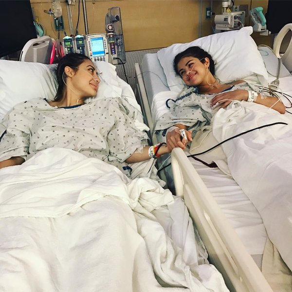  Actress Francia Raisa did a noble act by giving one of her kidneys to Selena, which was very touched by the public. 