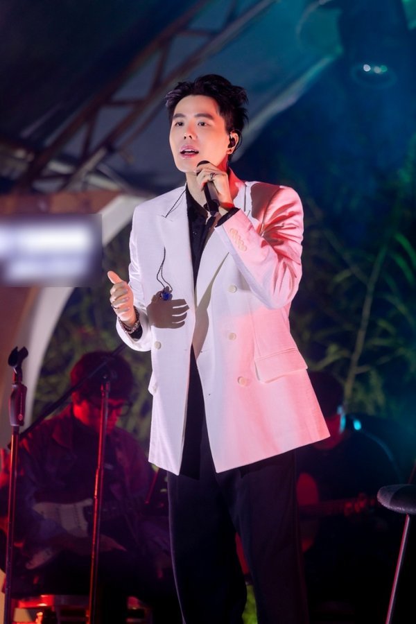  Trịnh Thăng Bình đầu tư cho 2 đêm diễn.